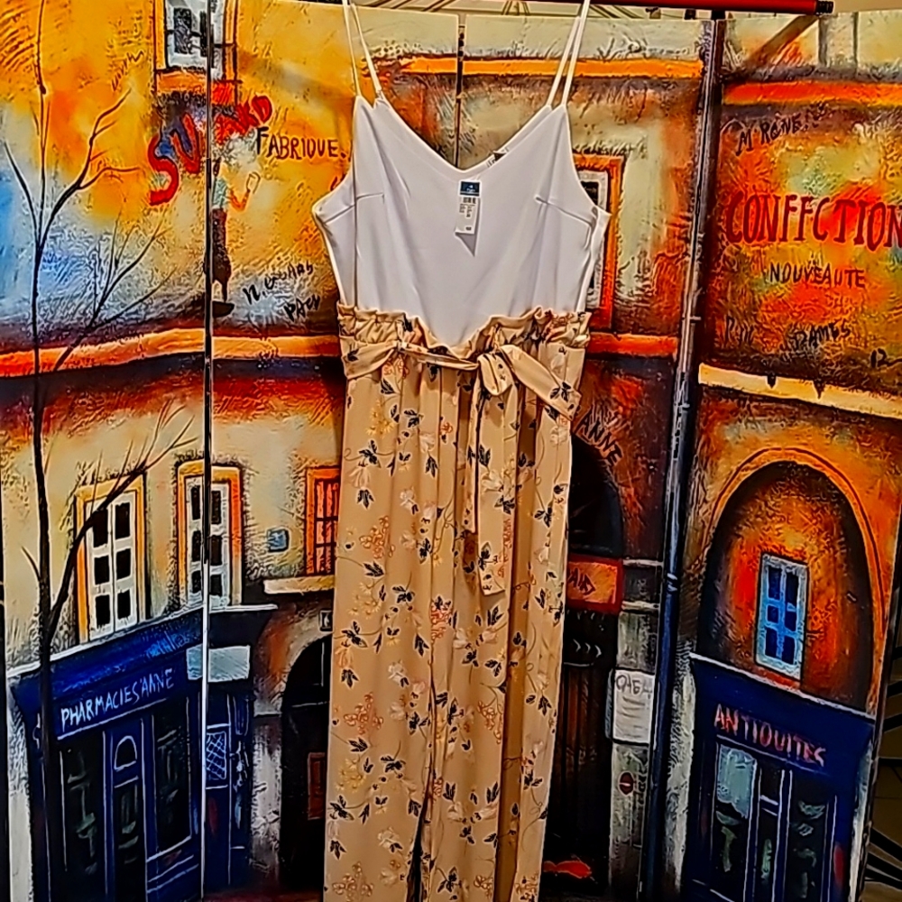Rue Plus 3xl Pantsuit Floral legs with White Top EUC